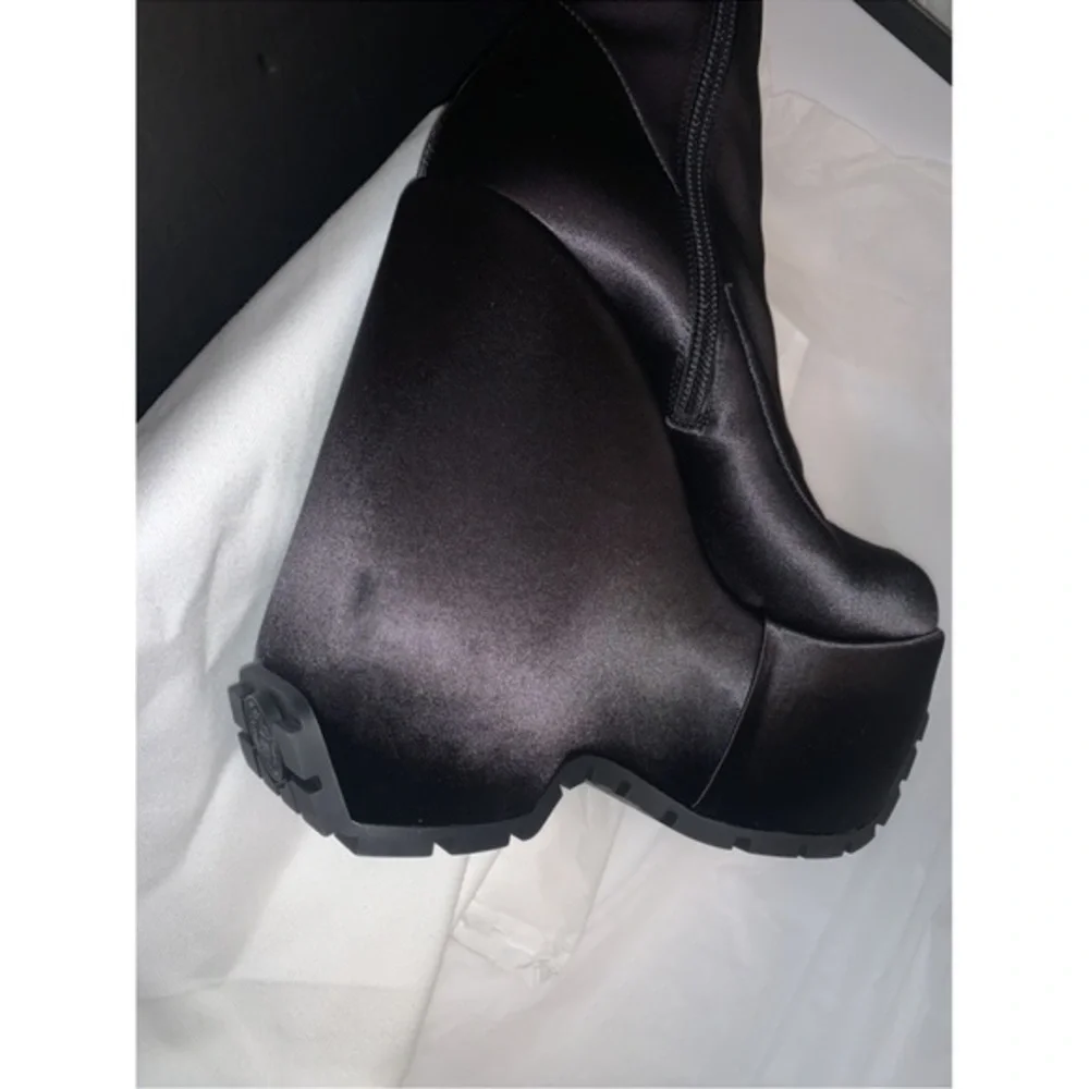 Versace‎ boots